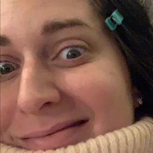 Meet your Posher, Abby